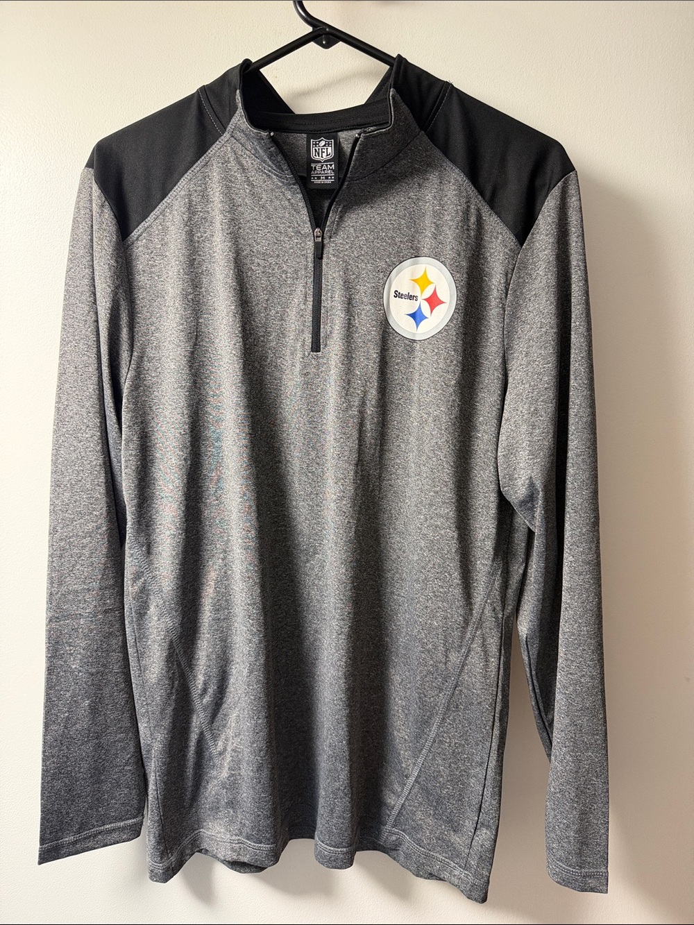 NFL Pittsburgh Steelers Gray and Black Quarter-Zip Pullover